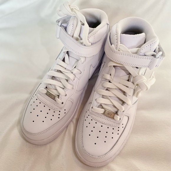 NWOT Nike Airforce 1 High Top Trainers - Picture 3 of 5